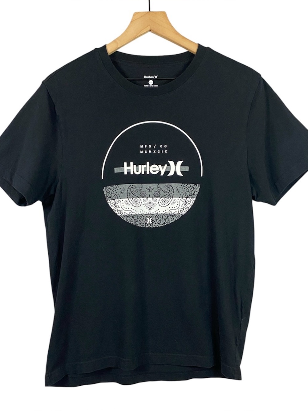 Hurley Men's Short-Sleeve Graphic Crewneck T-Shirt in Black Size Medium